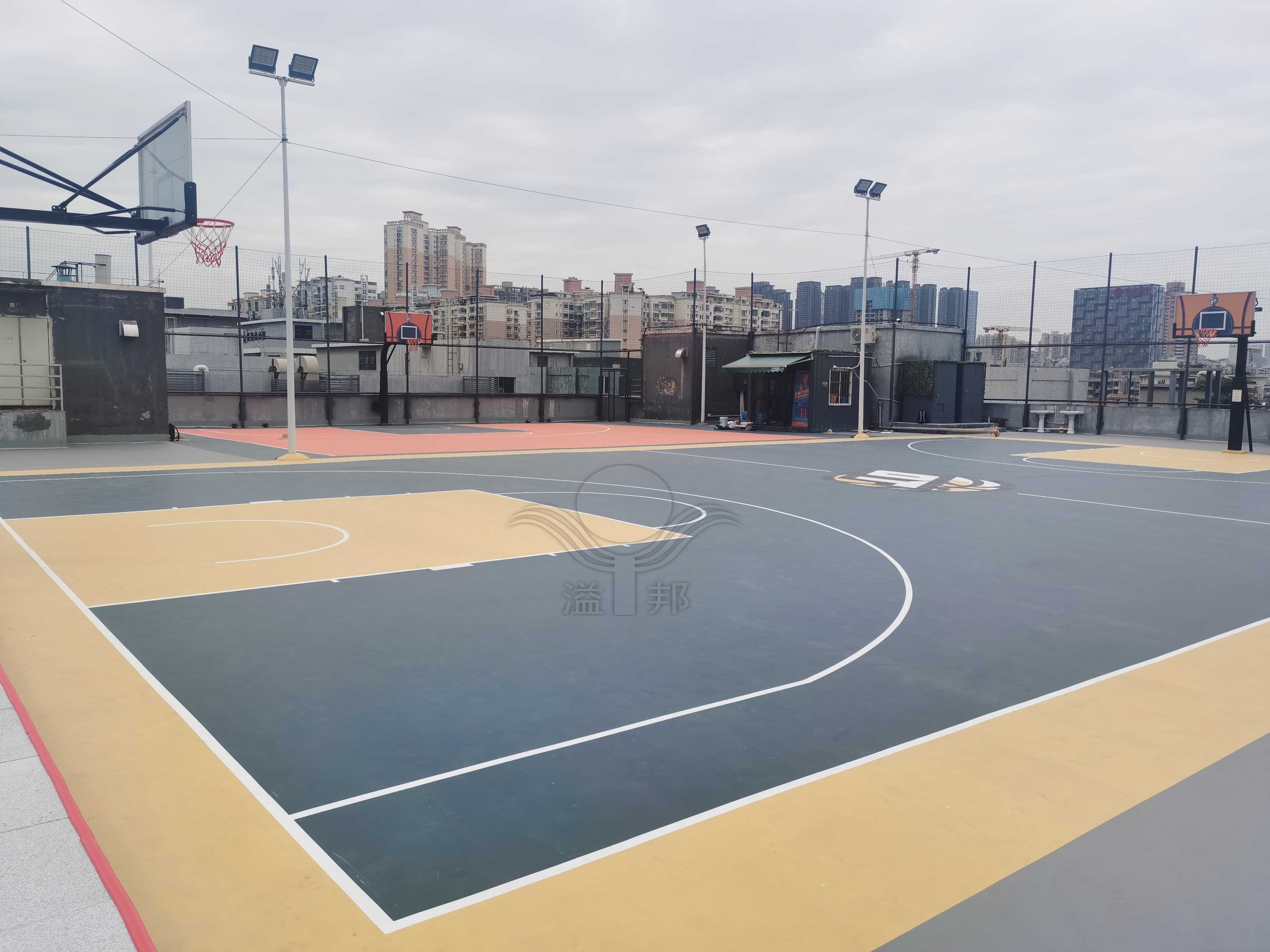 建一个篮球场需要多少钱 建一个篮球场需要多少钱